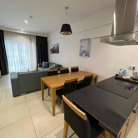 Lueks 5 Yildizli Otelde *