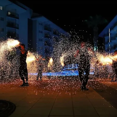 Lueks 5 Yildizli Otelde